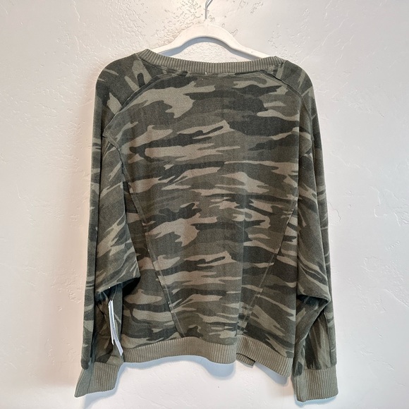 NORDSTROM Raglan Batwing Sleeve Pullover GREEN CAMO SZ MEDIUM & LARGE NEW! - Picture 7 of 16